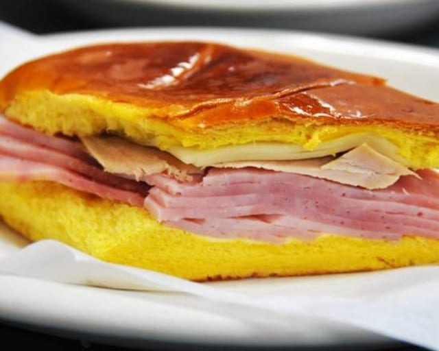 Media Noche Sandwich.